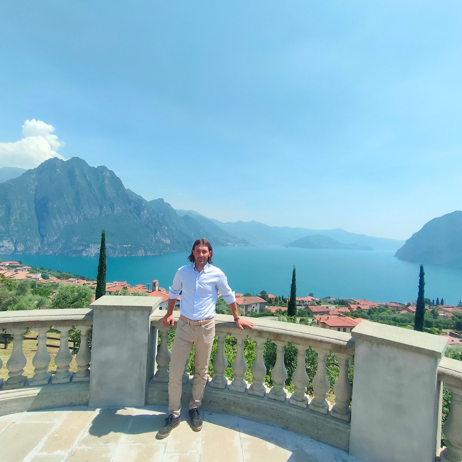 La Villa, Attraverso i Miei Occhi